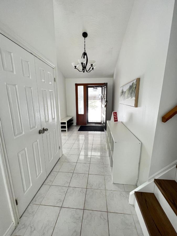Letitia Heights !C Quiet And Modern Private Bedroom With Shared Bathroom باري المظهر الخارجي الصورة